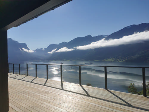 Stryn_Flo_glassrekkverk 6.jpg
